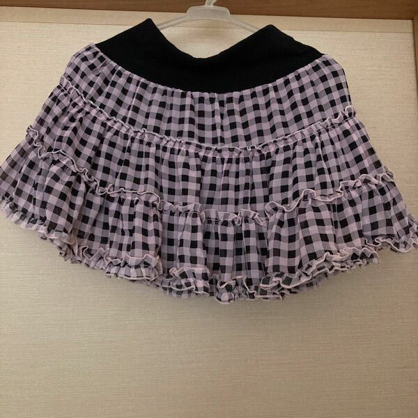 女の子　リバーシブルスカート　160 ピンク　黒　チェック柄　フリルが可愛い スカート フリル 子供服
