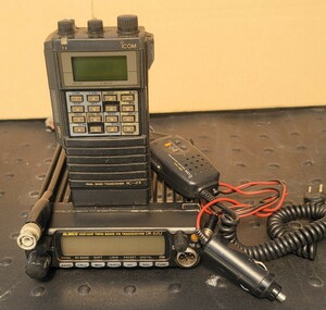 ALINCO DR-620H DR-620 VHF UHF TWIN BAND FM TRANSCEIVER ICON IC-23 HM-75A FA-1443B 無線機 ICOM トランシーバー アイコム 無線