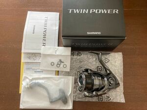 新品 未使用 送料無料 24モデル シマノ ツインパワー　SHIMANO TWINPOWER C3000MHG