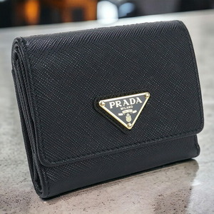 中古 プラダ 三折財布小銭入付き レディース ブランド PRADA サフィアーノ トライアングル財布 1MH043 QHH F0002 ブラック 財布