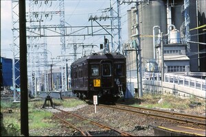 ★鉄道写真 カラー ポジフィルム 35mm クモハ11 鶴見線大川支線 武蔵白石－大川間① 1枚 1978年9月撮影 マウント無し 3114 ★