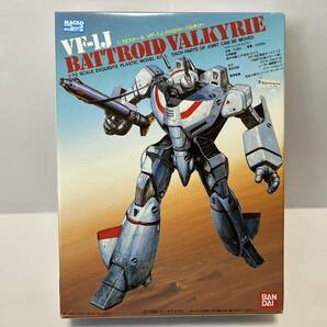 ■■■新品未組立品【1/72 VF-1J バトロイド バルキリー】バンダイ 超時空要塞マクロス■■■の画像1