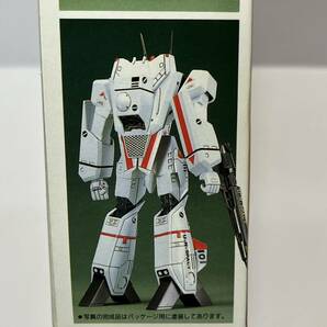 ■■■新品未組立品【1/72 VF-1J バトロイド バルキリー】バンダイ 超時空要塞マクロス■■■の画像3