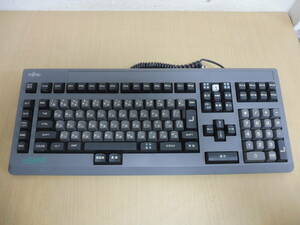 「6054/T3A」FUJITSU 富士通 FM TOWNS JISキーボード FMT-KB107 パソコン PC 動作未確認 中古 現状品 ジャンク