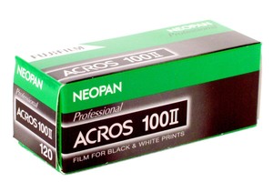 ネオパン100 ACROS-II ブローニー120【1本】黒白ネガフィルム ISO感度100【即決】フジ NEOPAN アクロスII モノクロ★4547410399653 新品