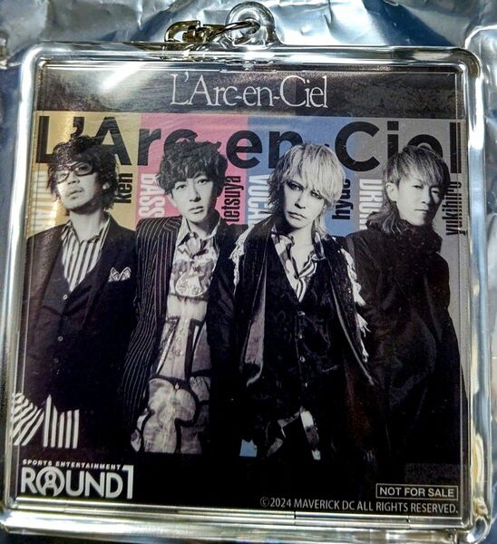 ROUND1×L'Arc-en-Ciel コラボキーホルダー