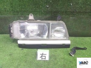 * Forward FRR35H4S right head light * halogen driver`s seat side 1-86830358-0*