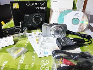 【中古カメラ動作確認済】コンパクトデジタルカメラ Nikon COOLPIX クールピクスS9300SL ニコン デジタルカメラ クリスタルシルバー