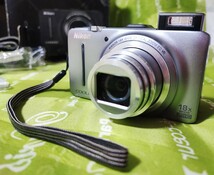 【中古カメラ動作確認済】コンパクトデジタルカメラ Nikon COOLPIX クールピクスS9300SL ニコン デジタルカメラ クリスタルシルバー_画像5