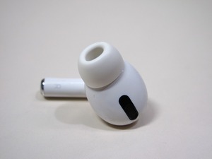 Apple純正 AirPods Pro 第1世代 エアーポッズ プロ MWP22J/A　 右 イヤホン 右耳のみ　A2083　[R]