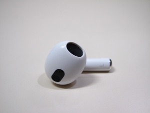 Apple純正 AirPods 第3世代 エアーポッズ MME73J/A 左 イヤホン 左耳のみ　A2564　[L]