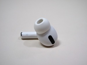 Apple оригинальный AirPods Pro no. 1 поколение воздушный poz Pro MWP22J/A правый слуховай аппарат правый уголок только A2083 [R]