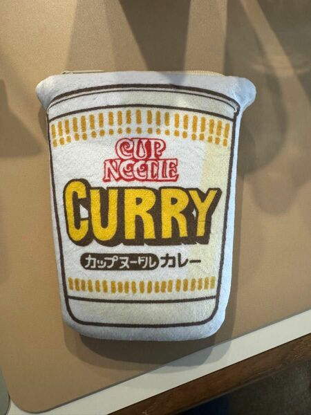 未使用 3COINS スリコ カップヌードル ポーチ カレー