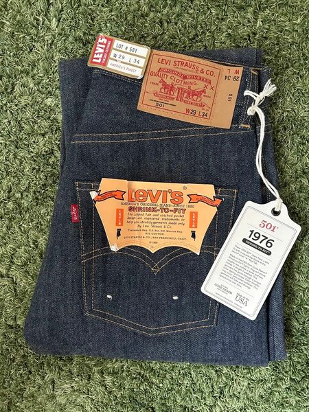 LEVI"S VINTAGE CLOTHING 501 26408-0000 66