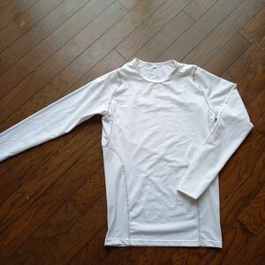 トレーニングウェア　ロングTシャツ　メッシュ　メンズLサイズ