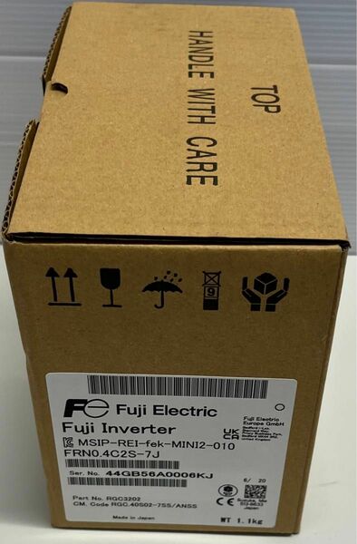 富士電機 インバーター　FRN0.4C2S-7J 新品未使用品