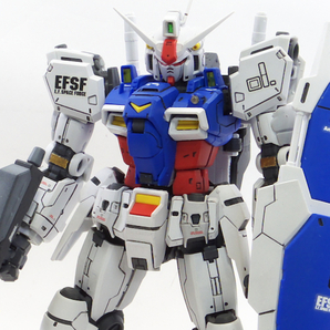 RG ガンダム試作1号機 GP01 ゼフィランサス＋おまけ格納庫 改修塗装完成品の画像1