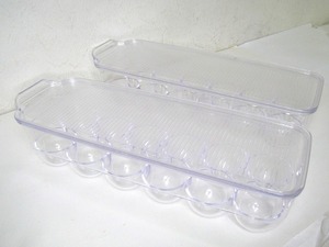 Desirable エッグ ホルダー 冷蔵庫 収納 掃除しやすい 12個用 ピッタリ アウトドア たまごケース 卵 最適保管 清潔 クリーン
