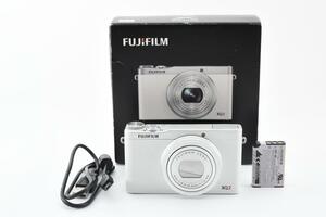 【209】FUJIFILM フジフィルム XQ2 ホワイト コンパクトデジタルカメラ