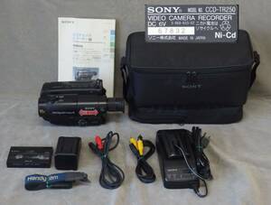 ★☆動作確認済み !! SONY Video8ビデオカメラ CCD-TR250☆★