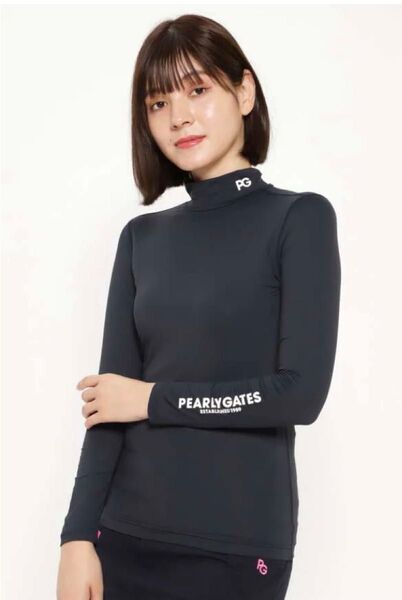パーリーゲイツ BEATRIX COOL ナイロンベア天竺 長袖ハイネックカットソー〈ネイビー〉