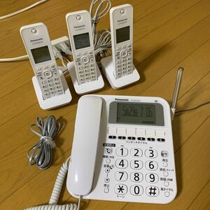 Panasonic デジタルコードレス電話機( VE-GE10-W)超美品と子機3台(超美品)と電話コード付き