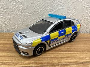 No.39 三菱 ランサーエボリューション X イギリス警察仕様 （箱）（ 1/61スケール トミカ 333494）