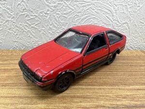 トミカ トミカリミテッド トヨタスプリンタートレノ(AE86/赤/黒)