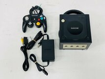 【動作確認済み・送料無料】Nintendo GAMECUBE 本体 ブラック コントローラー ACアダプタ AVケーブル DOL-001 ニンテンドー_画像1