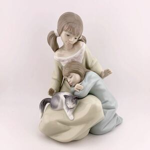 LLADRO リヤドロ 人形 置物 リトルシスター 姉妹 女の子 猫　陶器人形　少女　雑貨　フィギュリン　 【S81267-692】