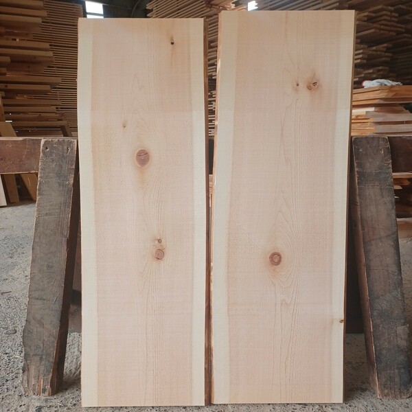 C-1774 　国産ひのき　耳付節板　2枚セット　テーブル　棚板　看板　一枚板　無垢材　桧　檜　DIY