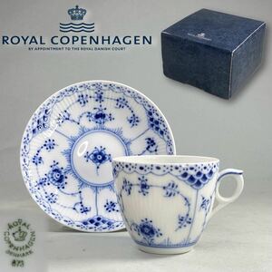 D240513-1【未使用】90年代 ROYAL COPENHAGEN ロイヤルコペンハーゲン ブルーフルーテッド ハーフレース カップ&ソーサー 箱付 北欧