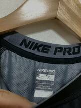 へ1378 NIKE PRO ナイキプロ ノースリーブシャツ アンダーシャツ インナーシャツ XL ブラック ロゴプリント トレーニングシャツ_画像3