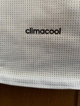 アディダス　CLIMACOOL　ランニング　夏のトレラン　T-シャツ　サイズ　S　サラっした生地で涼しいです_画像4