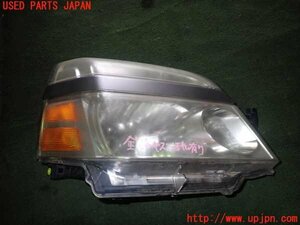 1UPJ-77511130]ヴォクシー(ノア)(AZR60G)右ヘッドライト HID 中古