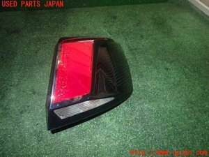 1UPJ-78001530] Peugeot 3008(P84AH01) right tail lamp used 