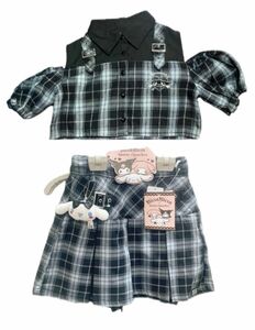 【新品】サイズ120 サンリオ　シナモロール　ブラウス&スカート　マスコットチャーム付き　女児服　