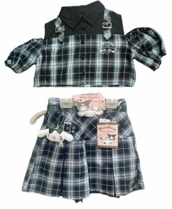 【新品】サイズ140 サンリオ　シナモロール　肩開きブラウス&スカート　マスコットチャーム付き　女児服　