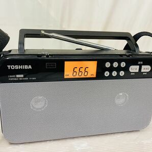 4m9 必見! TOSHIBA 東芝 2バンドレシーバー AM/FM ラジオ ポータブルラジオ ステレオラジオ TY-SR55 中古品 現状品 簡易動作確認済みの画像1