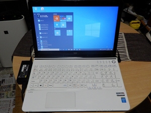 ■NEC LaVie LS350/R 15.6型LED液晶 Windows 10 Core i3 BD(BDXL対応) 4GB/750GB