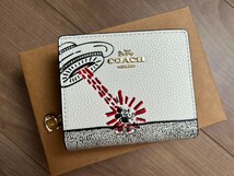 COACH ミッキー　キースヘリング コラボ UFO 二つ折り財布　C7433_画像1