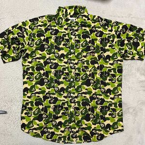 A BATHING APE BAPE KAWS CAMO 迷彩　BABY MILO 半袖シャツ　シャツ　tシャツ　 M ベビーマイロ　shark STA 