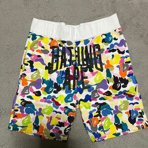 A BATHING APE BAPE KAWS MULTI CAMO 迷彩　ショーツ　ハーフパンツ　logo スウェットパンツ　L マルチ　レインボー　L SHARK STA