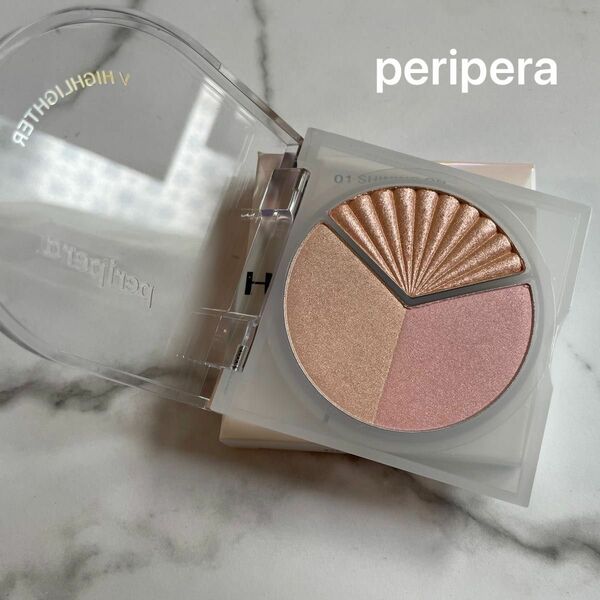 peripera ペリペラ　V HIGHLIGHTER ハイライト　01シャイニングオン　韓国コスメ