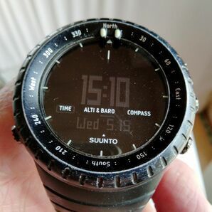 SUUNTO CORE オールブラック　不具合あり　説明書　 ケース付き