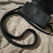 1円~【希少/美品】バーバリー Burberry ショルダーバッグ メンズ ビジネス サコッシュ クロスボディ フォーマル ノバチェック レザー 黒_画像7