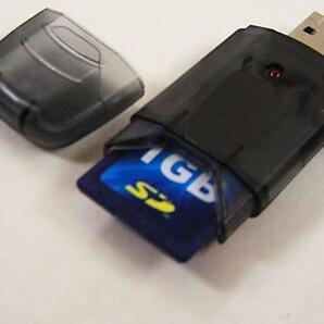 送料無料メール便 SDカードリーダー USBフラッシュメモリのように使えます SDHC-USB2の画像1