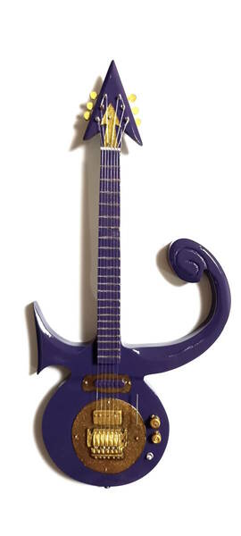 PRINCEプリンス青ミニチュアギター25 cm。ミニ楽器