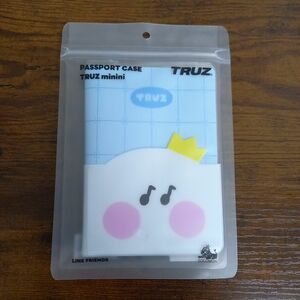 公式 TRUZ minini パスポートケース【ヨシ ヨチ YOCHI】