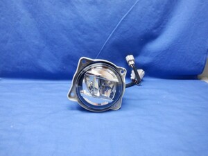 ルーミー　タンク　M900A/M910A　左フォグランプ　LED　114-11092　（Z335）